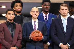 关于意大利杯倒计时，洛杉矶湖人今晨扳平良机，细节引发关注，震撼外界，更衣室氛围转暖的信息-爱游戏平台